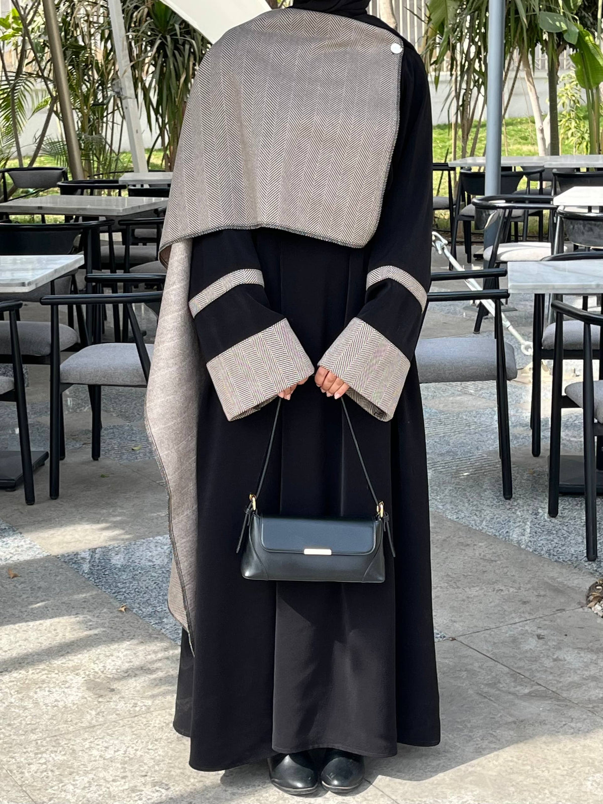 Luma Abaya
